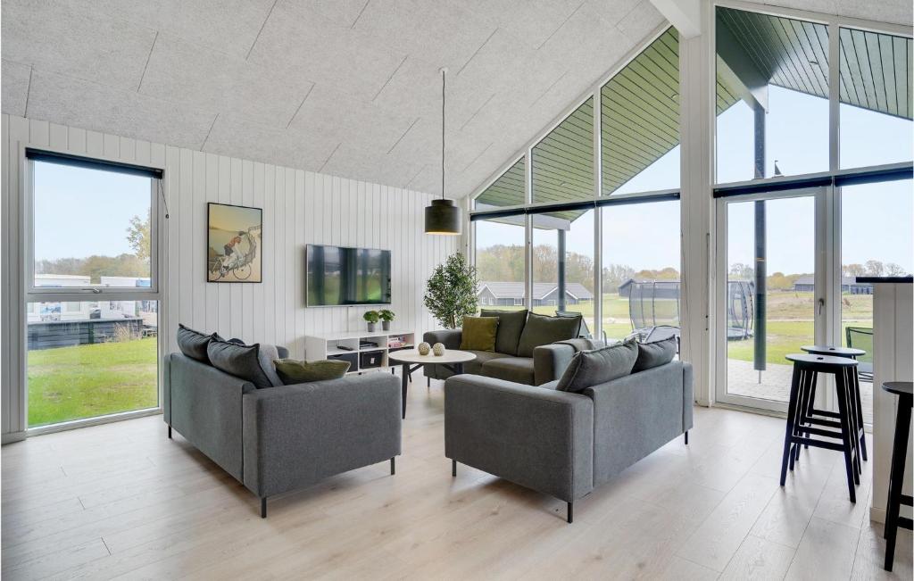 Awesome Home In Sydals With Sauna, 10 Bedrooms And Swimming Pool photo 2