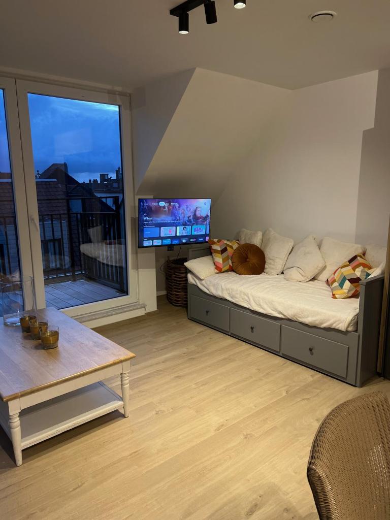 Viki's penthousje - Tap to explore photos