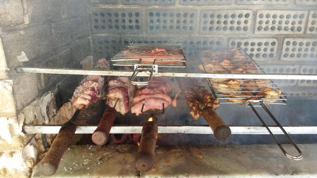 Diversão, churrasco e piscina - Praia de Ipitanga photo 1