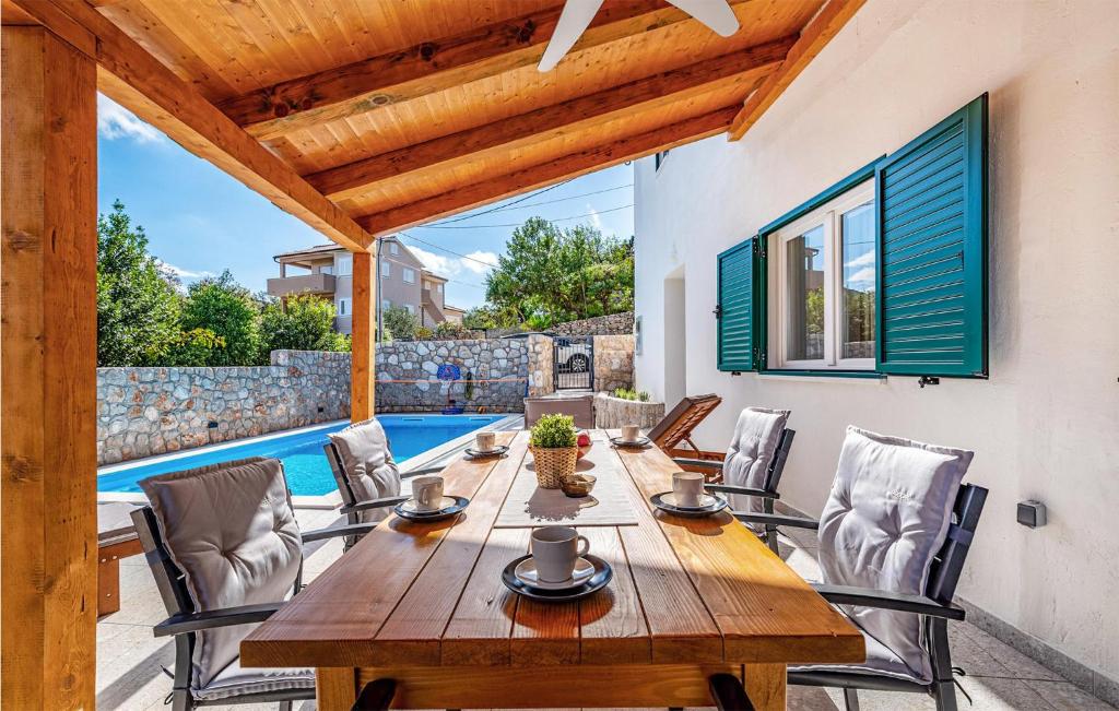 Nice Home In Lukoran With Outdoor Swimming Pool, 3 Bedrooms And Wifi photo 2