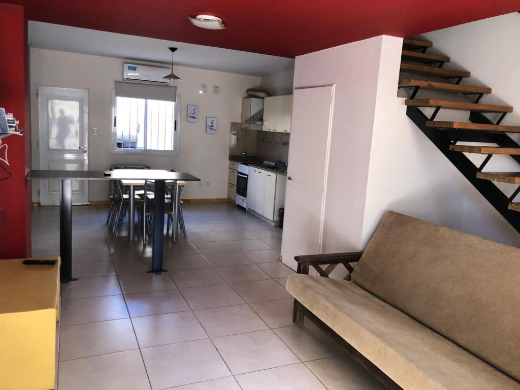 Excelente Duplex en Consorcio Privado c/ cochera photo 3