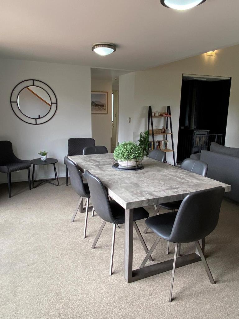 *** LAKE VILLA 467 *** photo 4