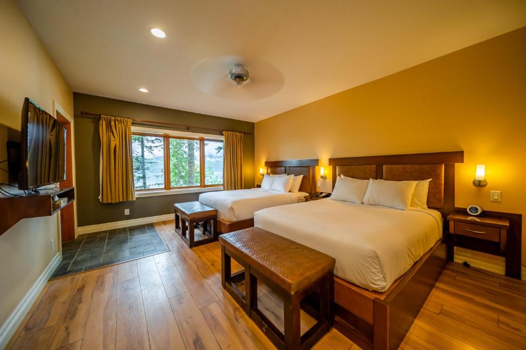 Halcyon Hot Springs Resort photo 1