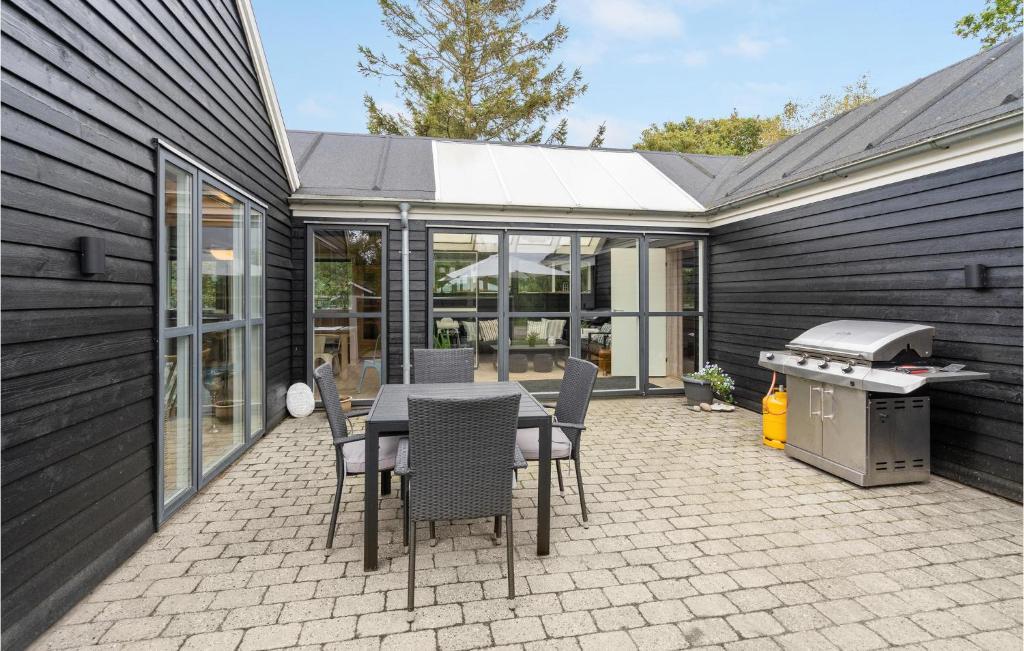 Nice Home In Lgstr With 3 Bedrooms, Sauna And Wifi photo 2
