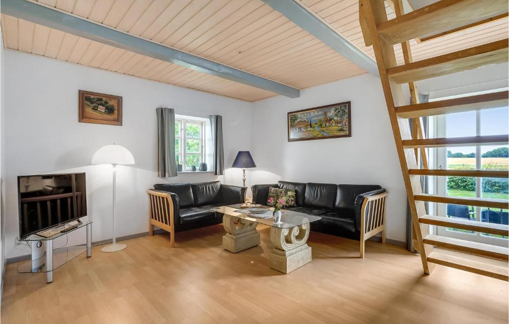 Nice Home In Bandholm With 3 Bedrooms And Wifi photo 2