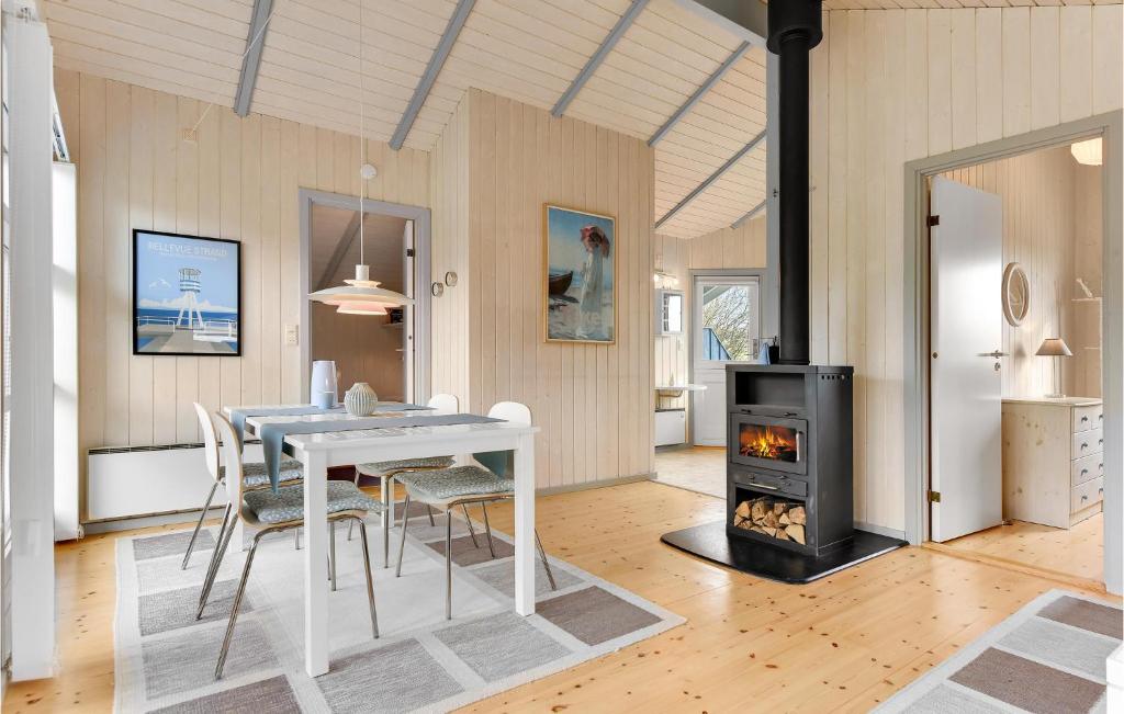 Nice Home In Broager With 2 Bedrooms And Wifi photo 4