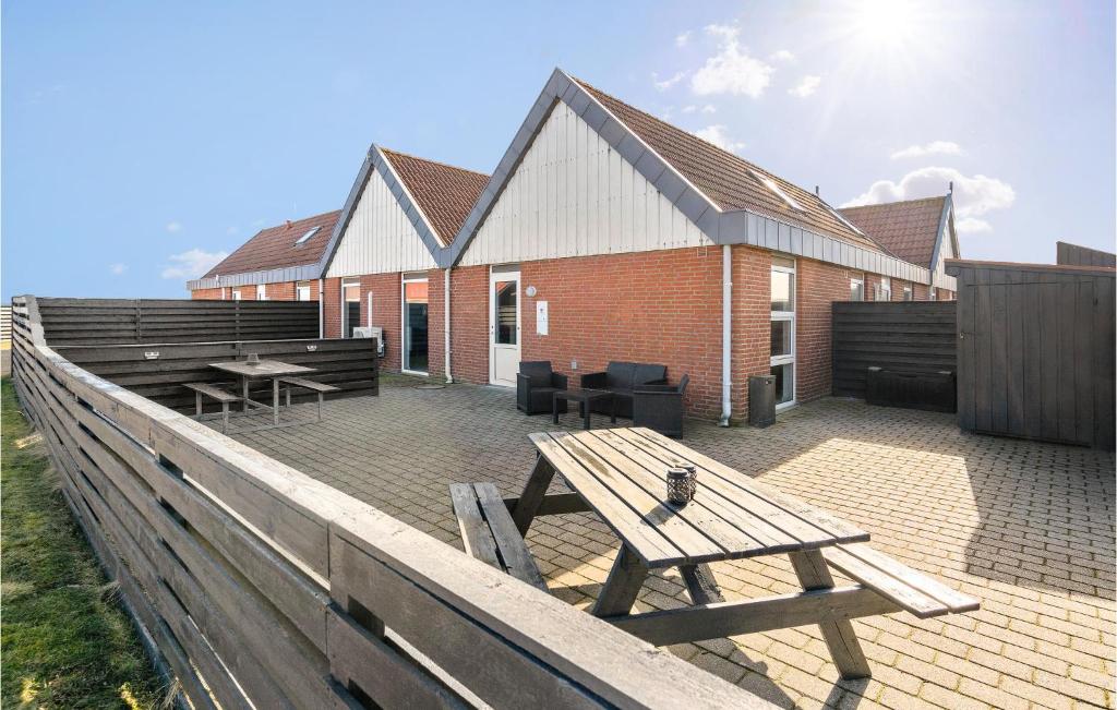 Amazing Home In Hvide Sande With 2 Bedrooms, Sauna And Wifi