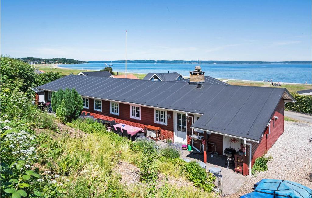 Nice Home In Fredericia With 8 Bedrooms And Wifi
