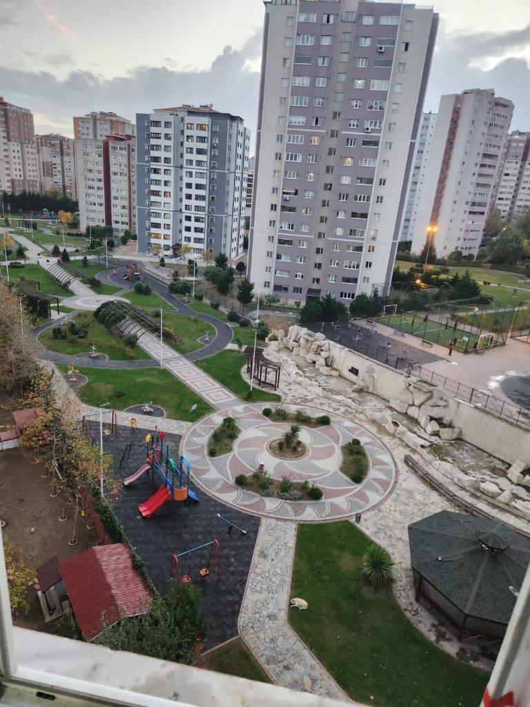 lovely 2 bedrooms apartment with full furniture photo 1