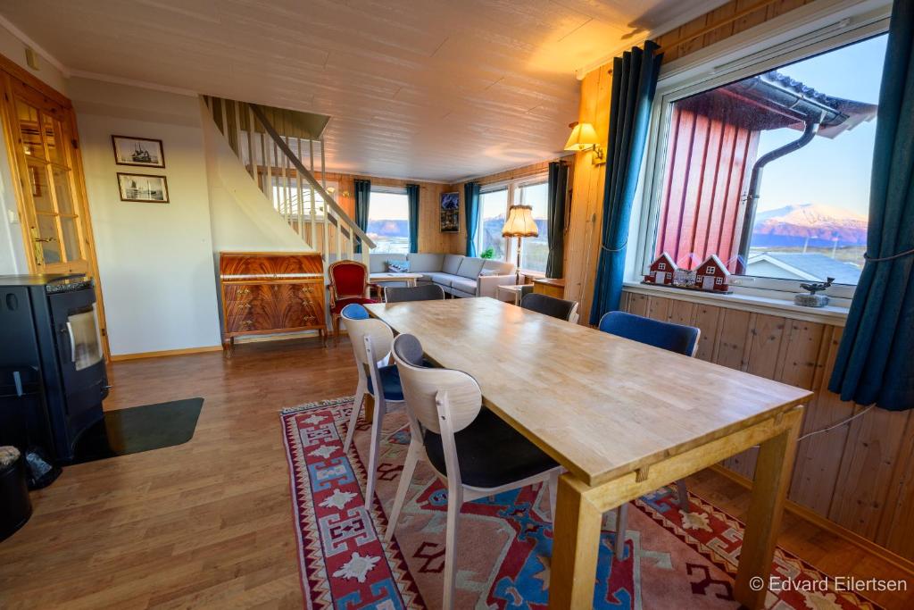 Cozy house on Sommarøy photo 3