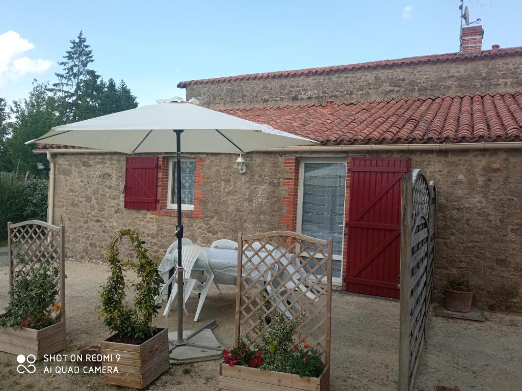 Les Trois Geais photo 1
