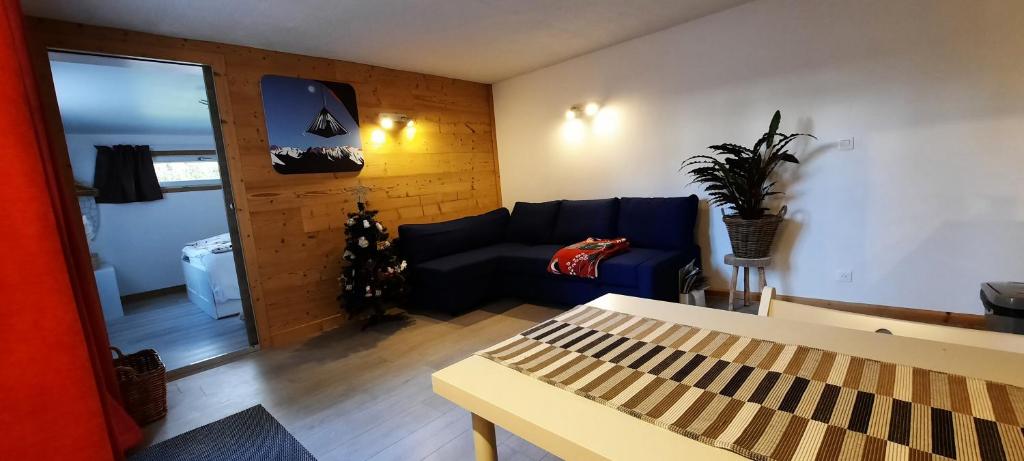 Studio au pied des montagnes photo 1