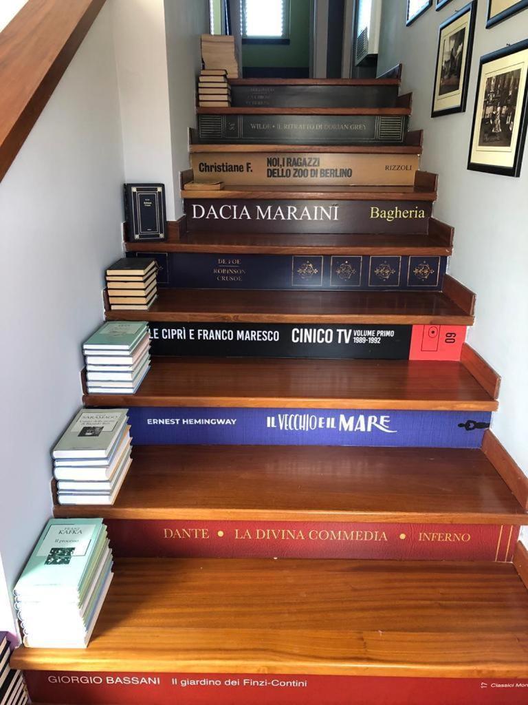 La scala del libro photo 2
