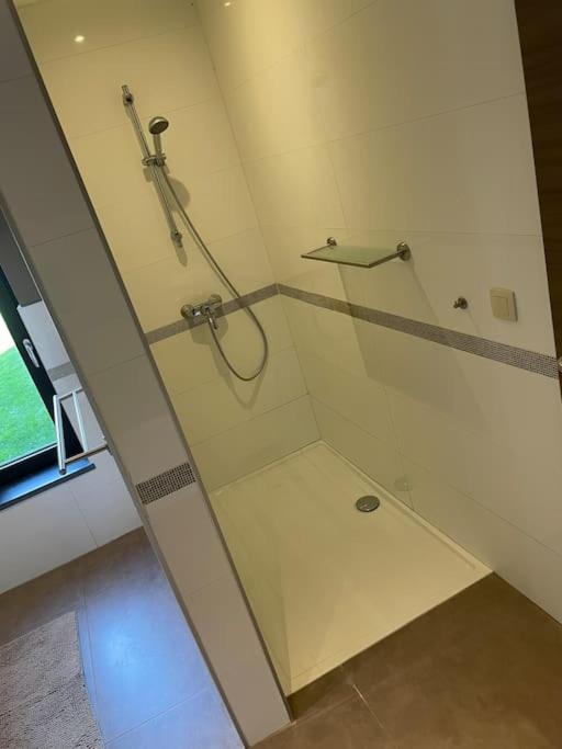Appartement à Courrière photo 3