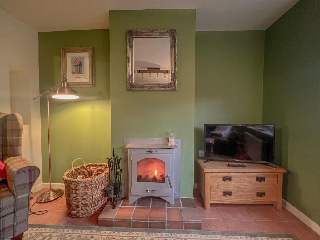 Lavender Cottage - Knodishall - Newly renovated 2 bed holiday home, near Aldeburgh, Leiston and Thorpeness photo 1