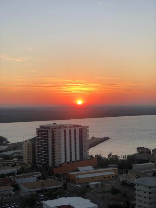 Above & Beyond (21st floor two bedrooms apartment) photo 3