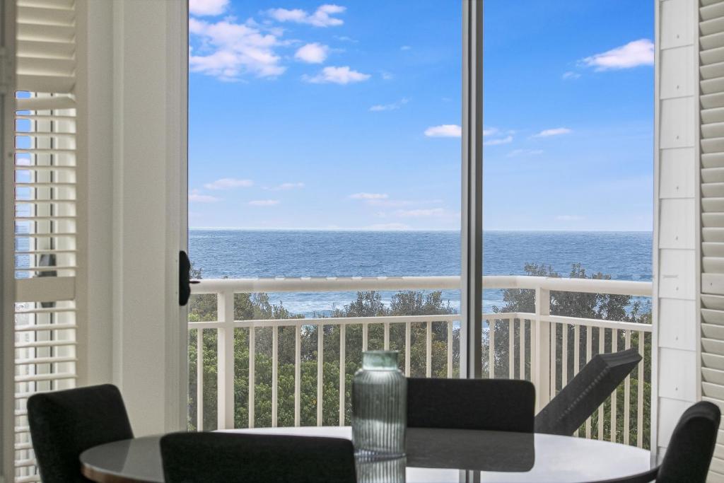 2BR Oceanview Penthouse @ Mantra Salt Resort by uHoliday photo 3