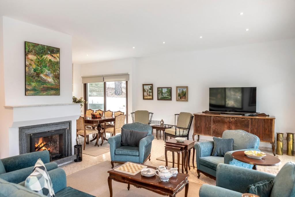 Platres Forty Pine Trees Cottage photo 4