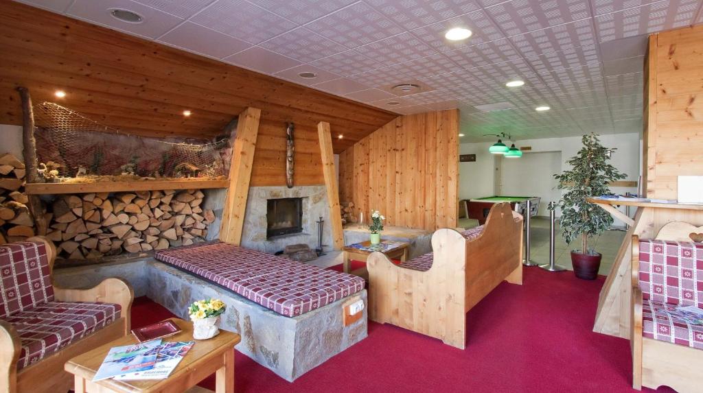 Résidence Labellemontagne Rochebrune LE VALLON**** photo 1
