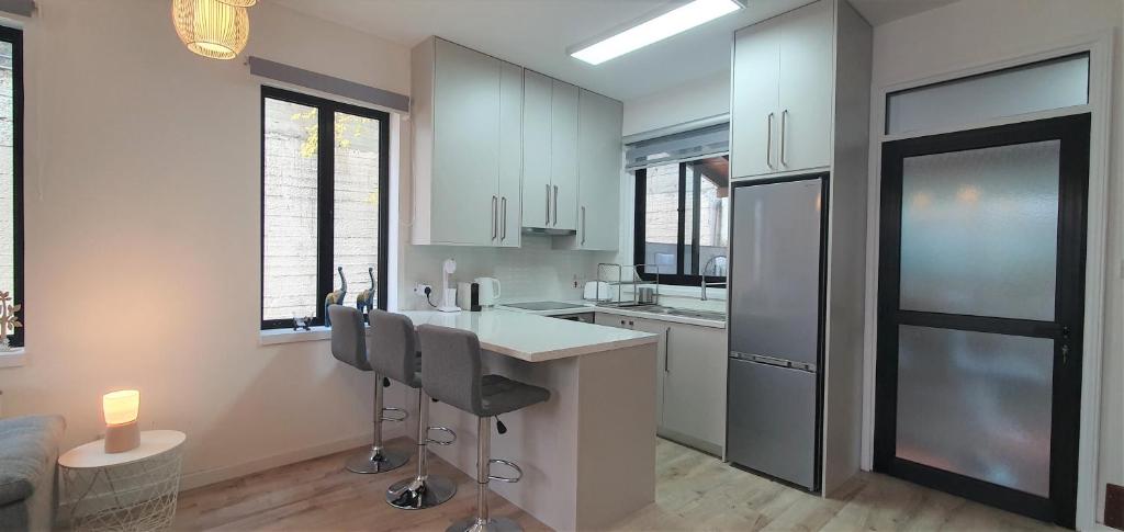 Phaedrus Living: Luxury Maisonette Platres photo 3