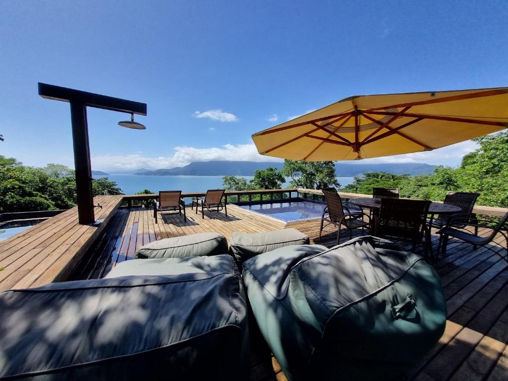Conforto em casa de luxo com vista em Ilhabela photo 1