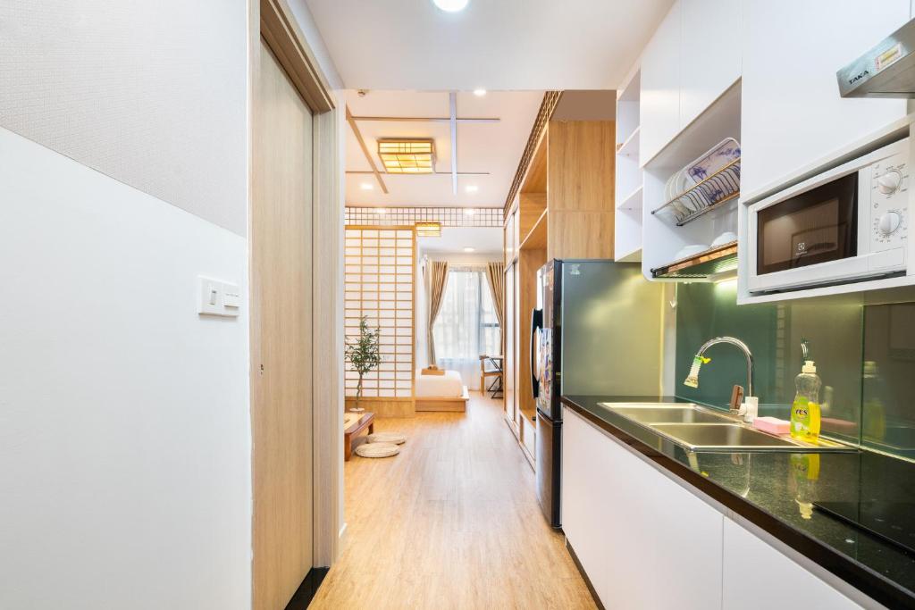 Minimalist and Cozy apartment next to CBD