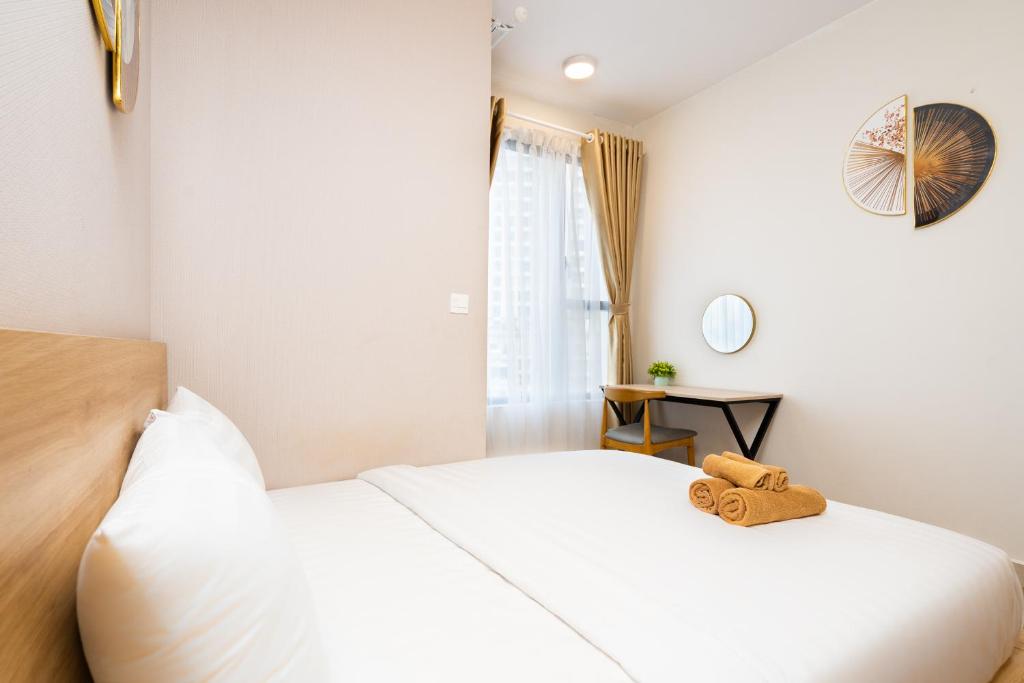 Minimalist and Cozy apartment next to CBD