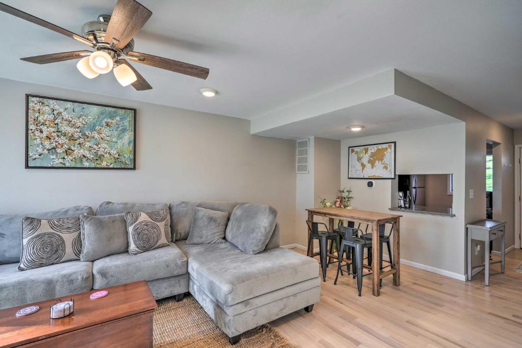 Lovely Iowa City Townhome about 3 Mi to Dtwn! photo 4