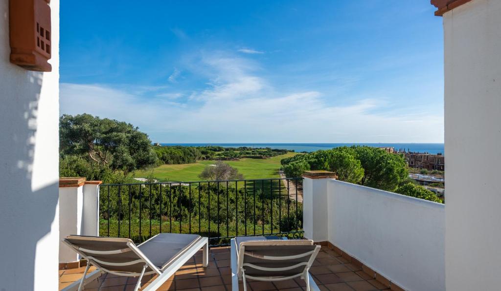 2113-Beautiful 2 beds apt with seaview photo 2