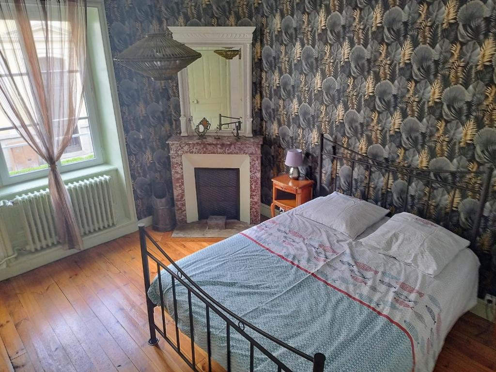 Chaleureuse maison de ville à côté de la mairie ronde photo 3