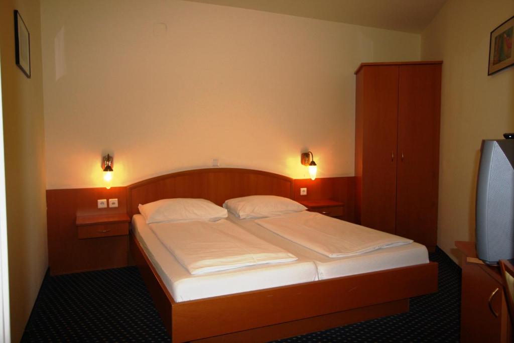 Сьюит (Семейный люкс), Suite Hotel 900 m zur Oper