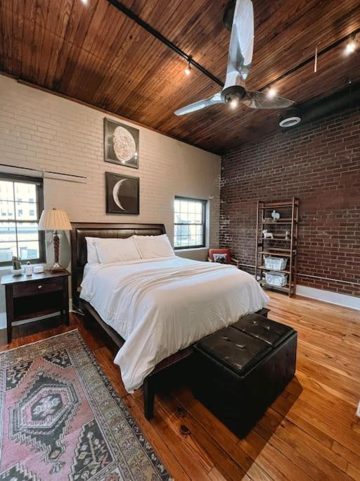 The 511. A Luxury Loft on State St.