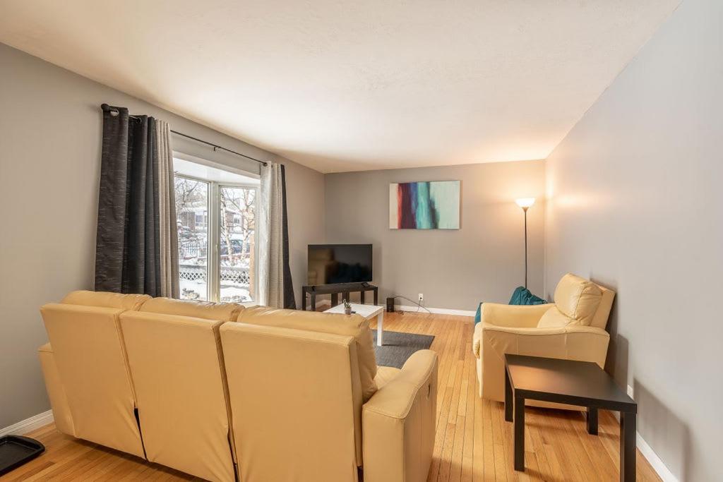 NN - The Woodland - Yellowknife 3-bed 1-bath photo 3