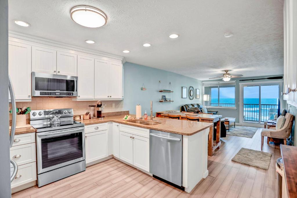 306 Coral Sands photo 2