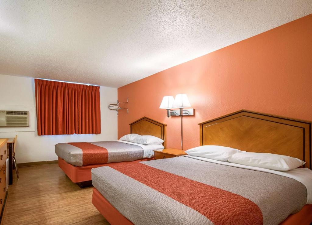 Motel 6-Albert Lea, MN photo 3