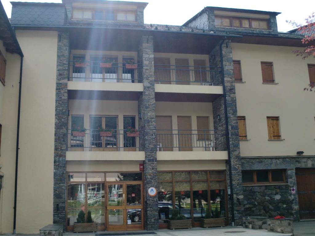 Alberg La Molina Xanascat photo 3