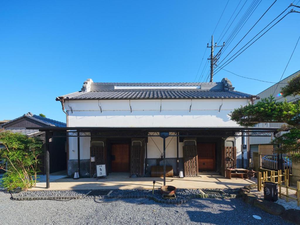 Warehouse Shimagen -古民家 島源-