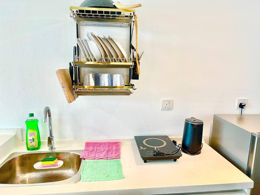 G 1-5pax Cozy Home Trefoil Setia Alam 100mps Wifi & TV SCCC photo 2