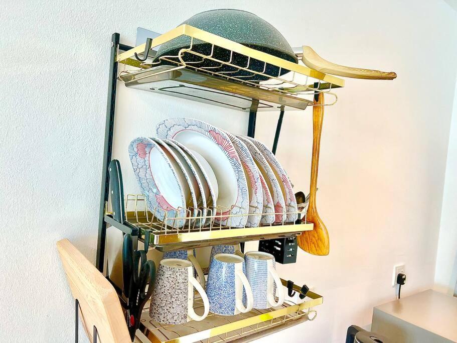 G 1-5pax Cozy Home Trefoil Setia Alam 100mps Wifi & TV SCCC photo 4