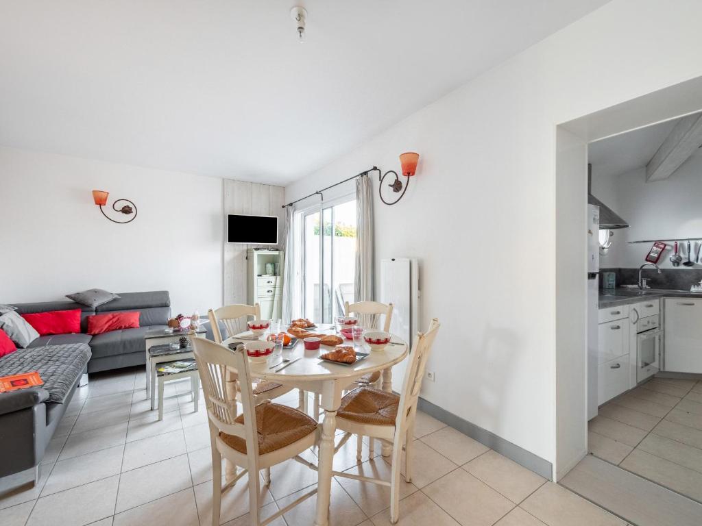 Charmante maison avec piscine partagee photo 3