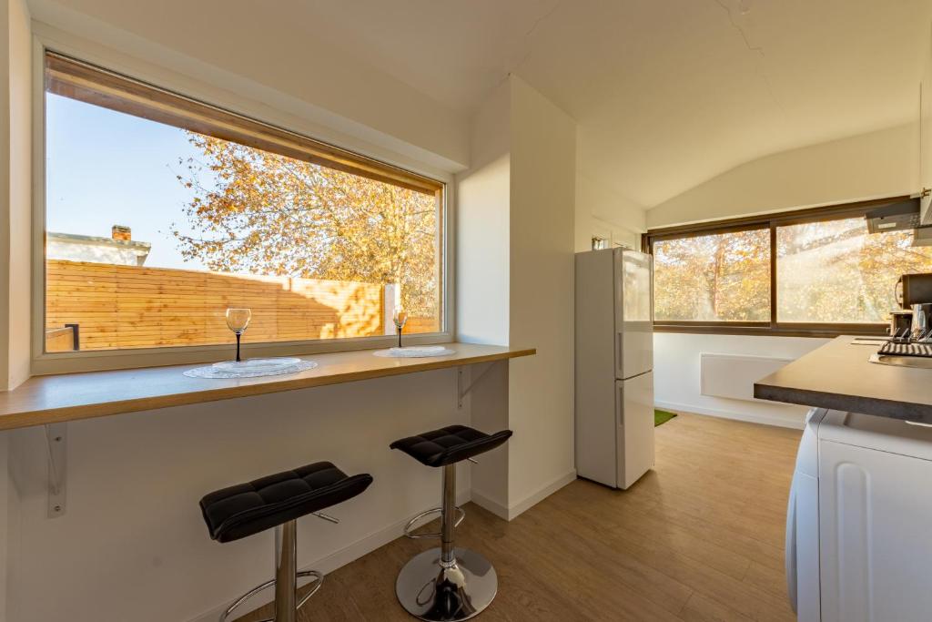 Le toit terrasse proche commodites parking facile