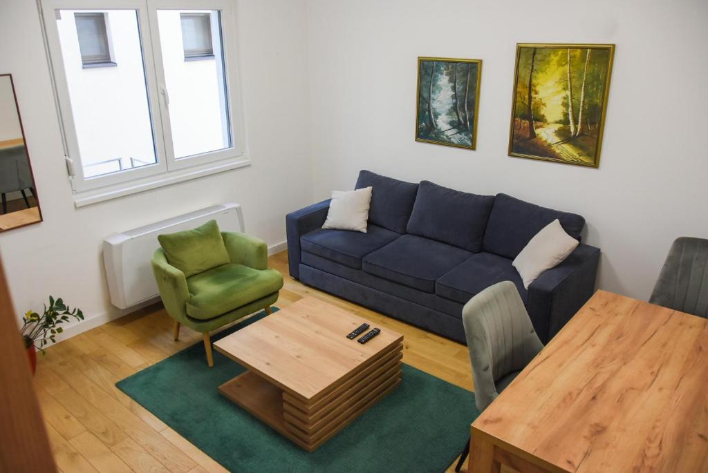Apartment Barcelona Zemun Belgrade photo 1