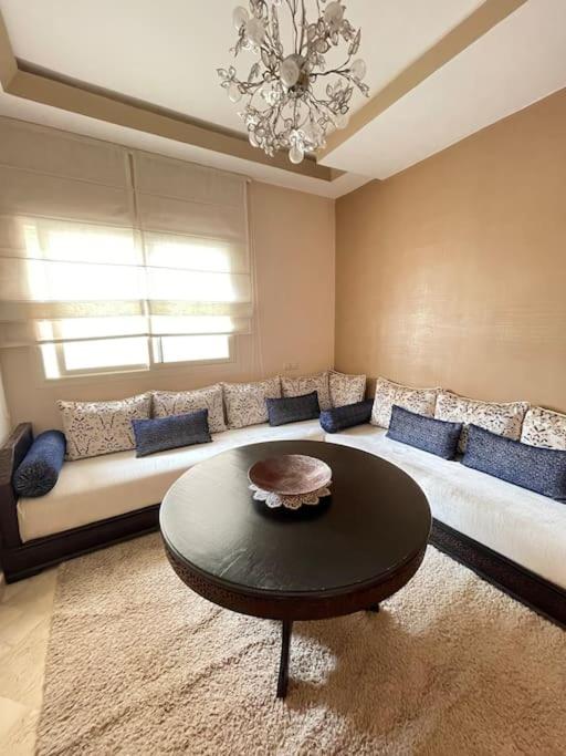Big luxury apartment near airport photo 3