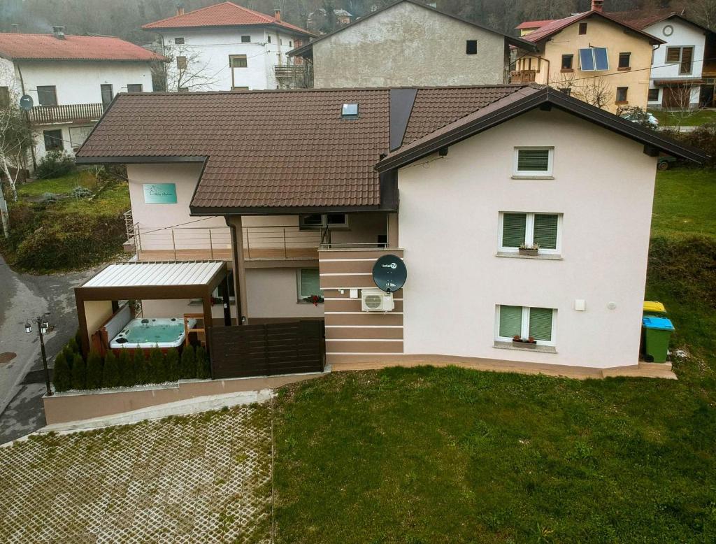 Hiša Bohinc z wellnessom photo 1