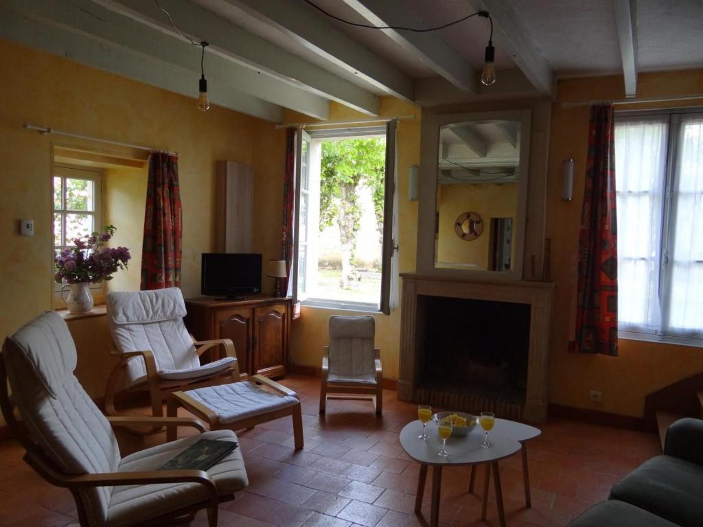 Gîte Asnières-sur-Vègre, 3 pièces, 5 personnes - FR-1-410-237 photo 1