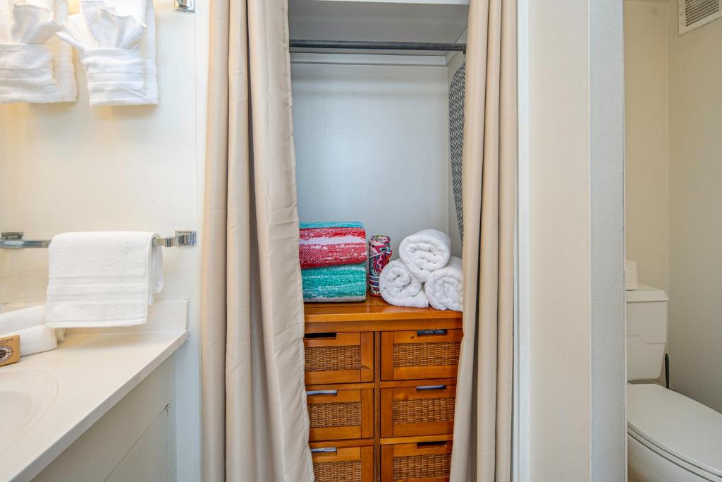 @ Marbella Lane - Marina Studio near the beach - Tap to explore photos