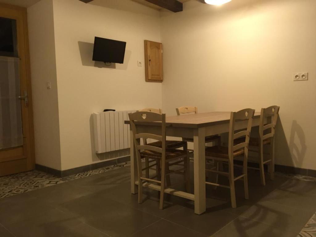 Gîte Crannes-en-Champagne, 3 pièces, 5 personnes - FR-1-410-315 photo 1