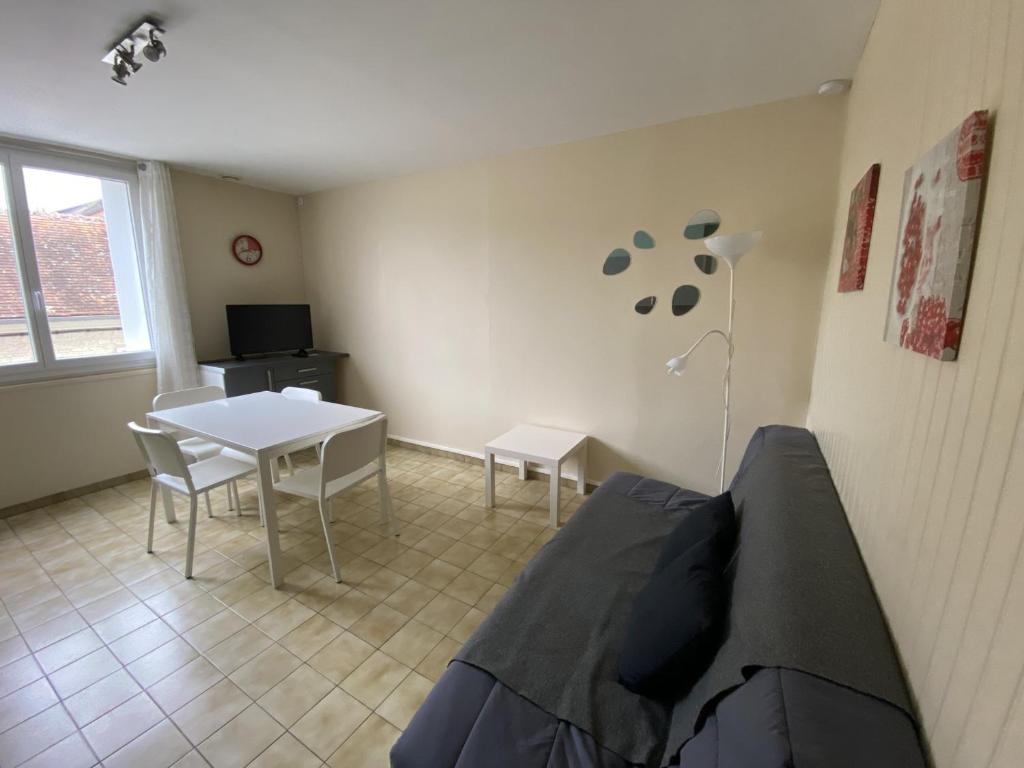 Appartement La Roche-Posay, 2 pièces, 4 personnes - FR-1-541-78 photo 2