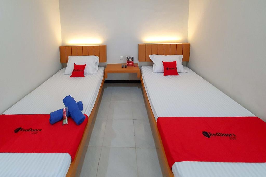 RedDoorz Syariah near Solo Paragon Mall 2 photo 2