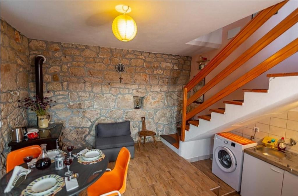 House Honey photo 2